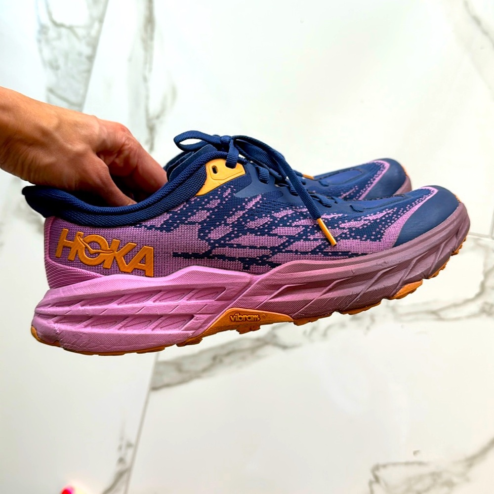 Hoka shoes in size 9